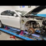 BMW 535i. День ремонта первый. Вытяжка, рихтовка, сварка алюминия. и т.д.